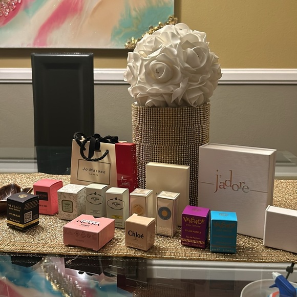 Designer perfume collection - Picture 6 of 9